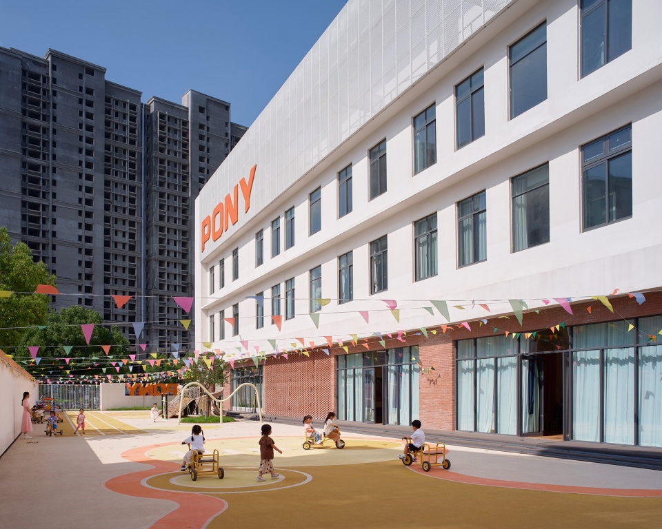 New School in the County China by L M Design Lab