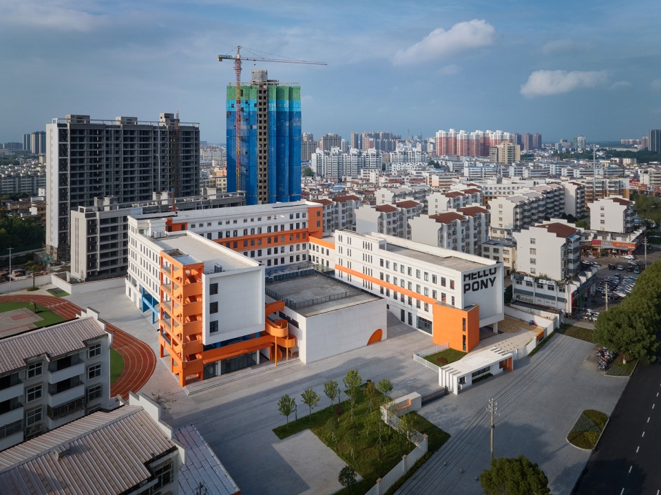New School in the County China by L M Design Lab