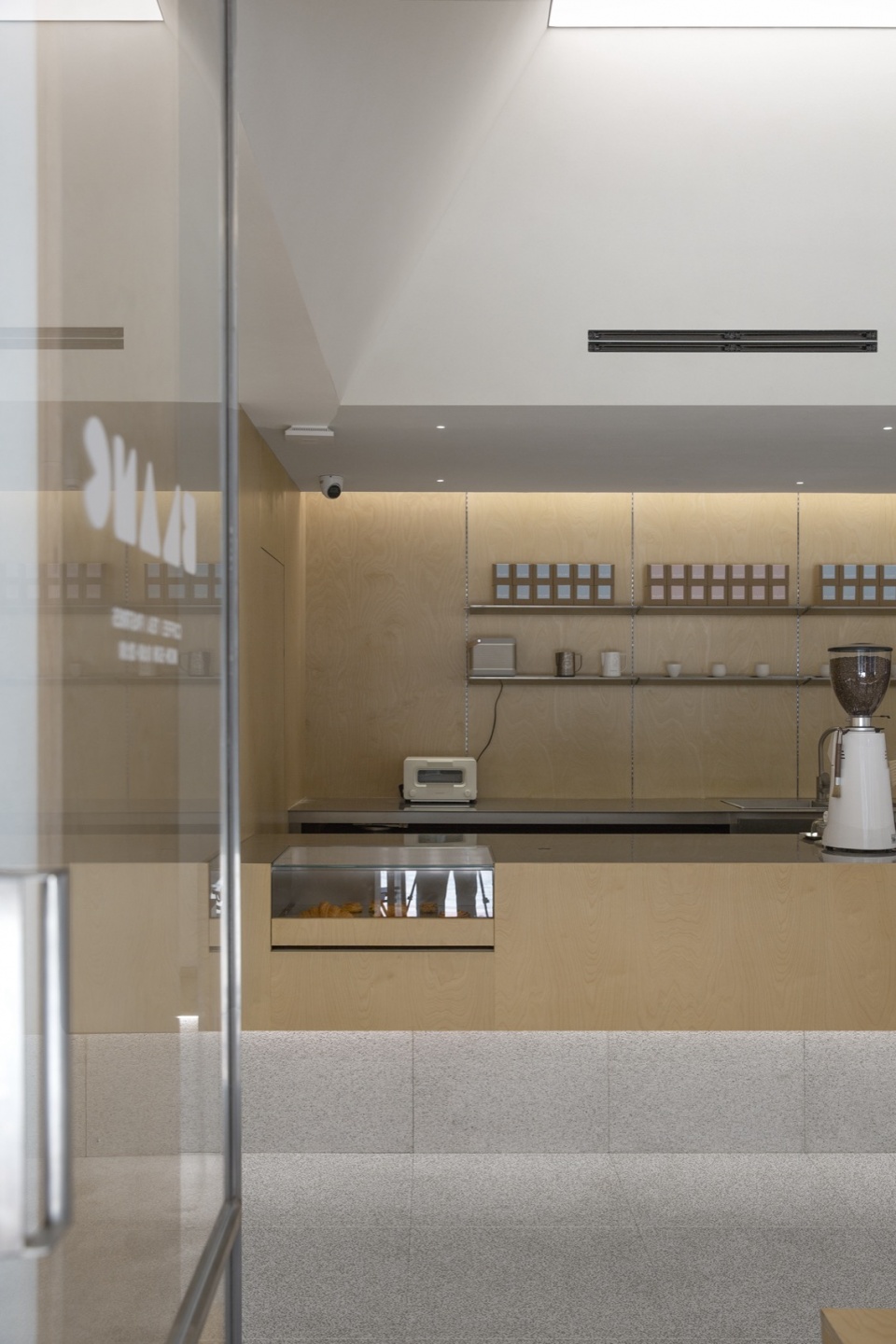 blanc coffee by atelier raw
