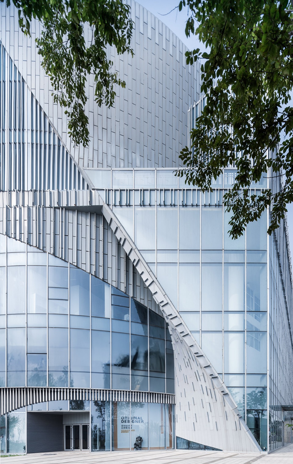 omc fashion center by atelier alter architects