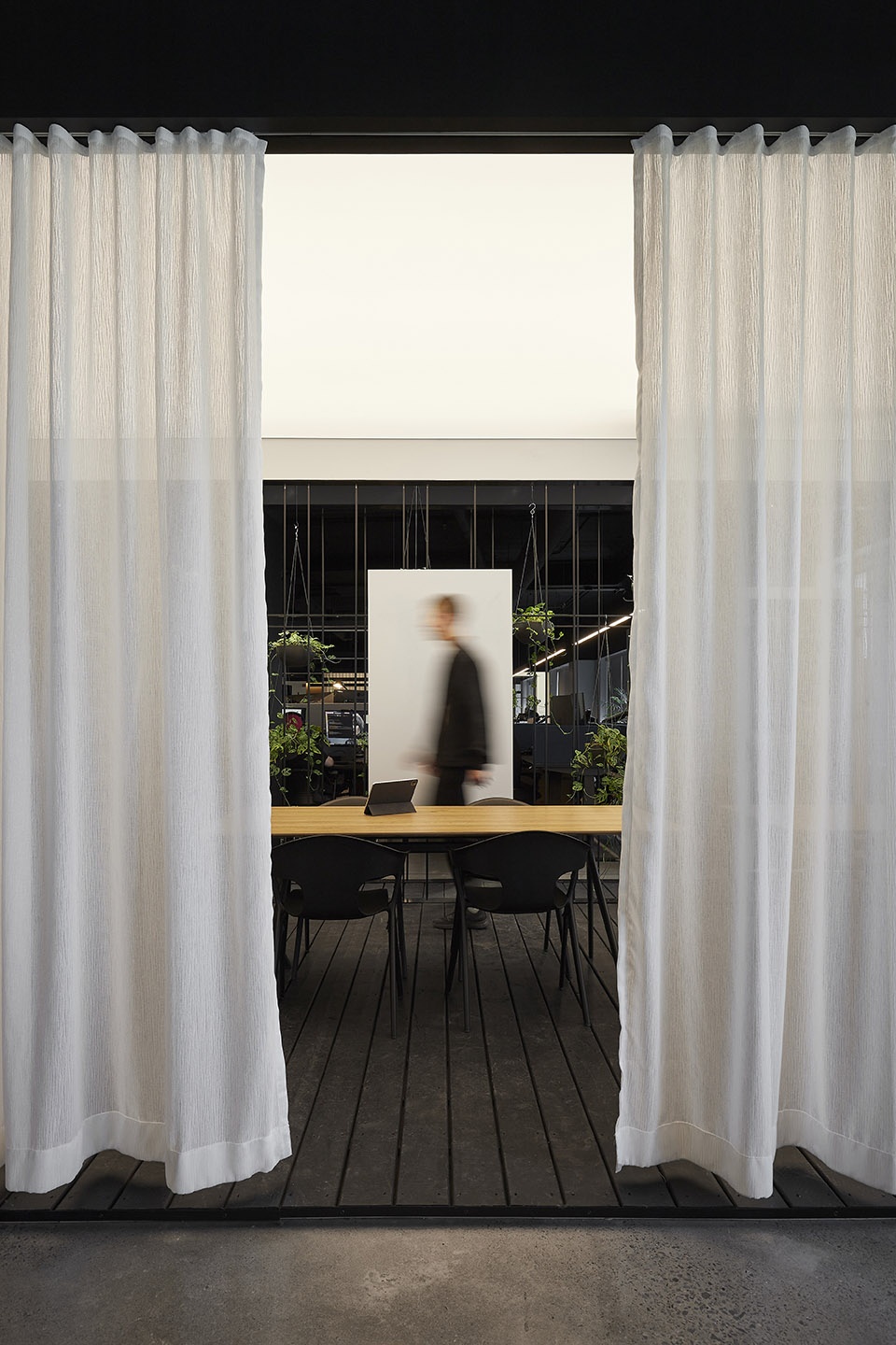 Office Design for 2K by ACDF Architecture