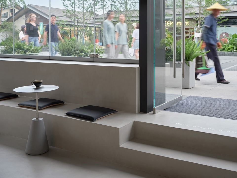an architects cafe in hangzhou by lm qingmo architecture