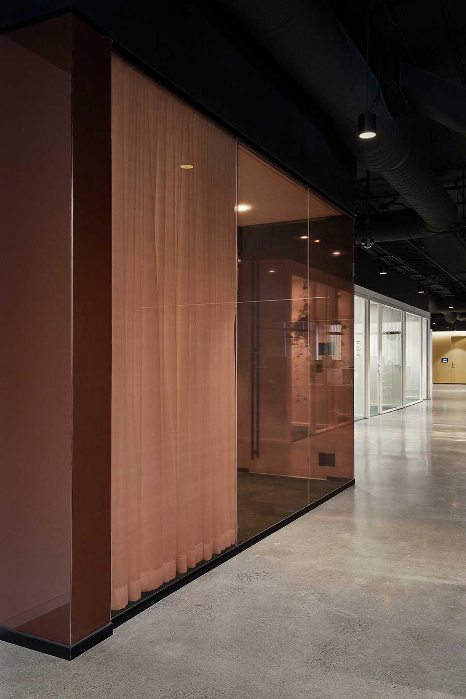 Office Design for 2K by ACDF Architecture