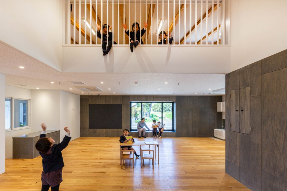 sms nursery by hibinosekkei youji no shiro