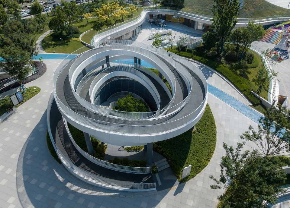 Midea Under Light Sports Park China by DAP Design Co Ltd