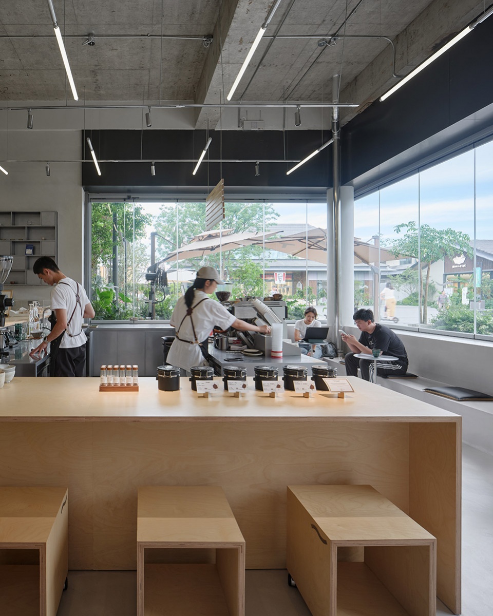 an architects cafe in hangzhou by lm qingmo architecture
