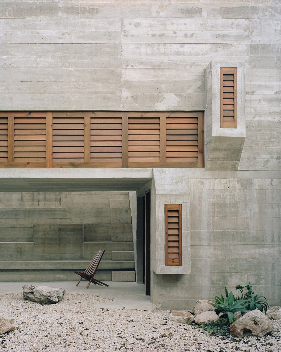 casa merida by ludwig godefroy architecture