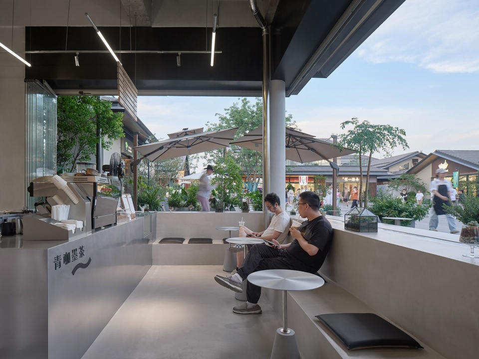 an architects cafe in hangzhou by lm qingmo architecture