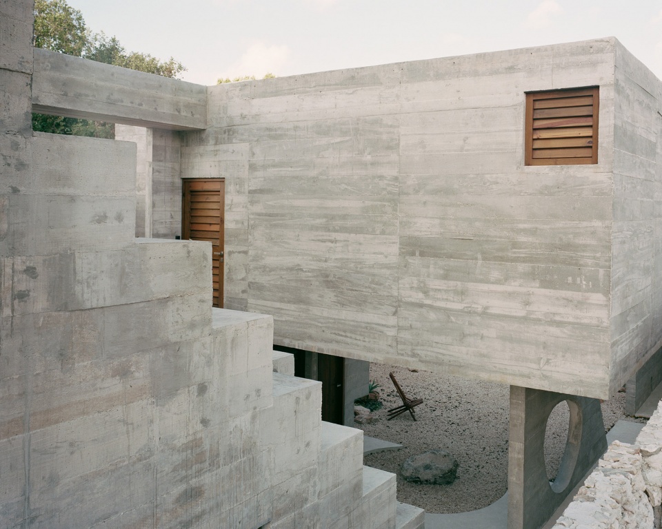 casa merida by ludwig godefroy architecture