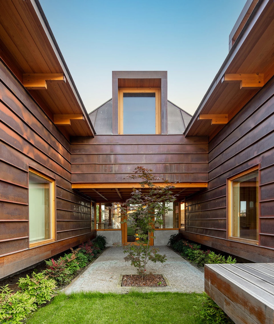 FONTINHA HOUSE by Carlos Castanheira