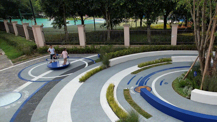 High Tech Quantum Pocket Park by 10Design