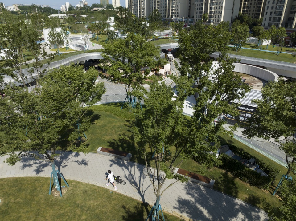 Midea Under Light Sports Park China by DAP Design Co Ltd