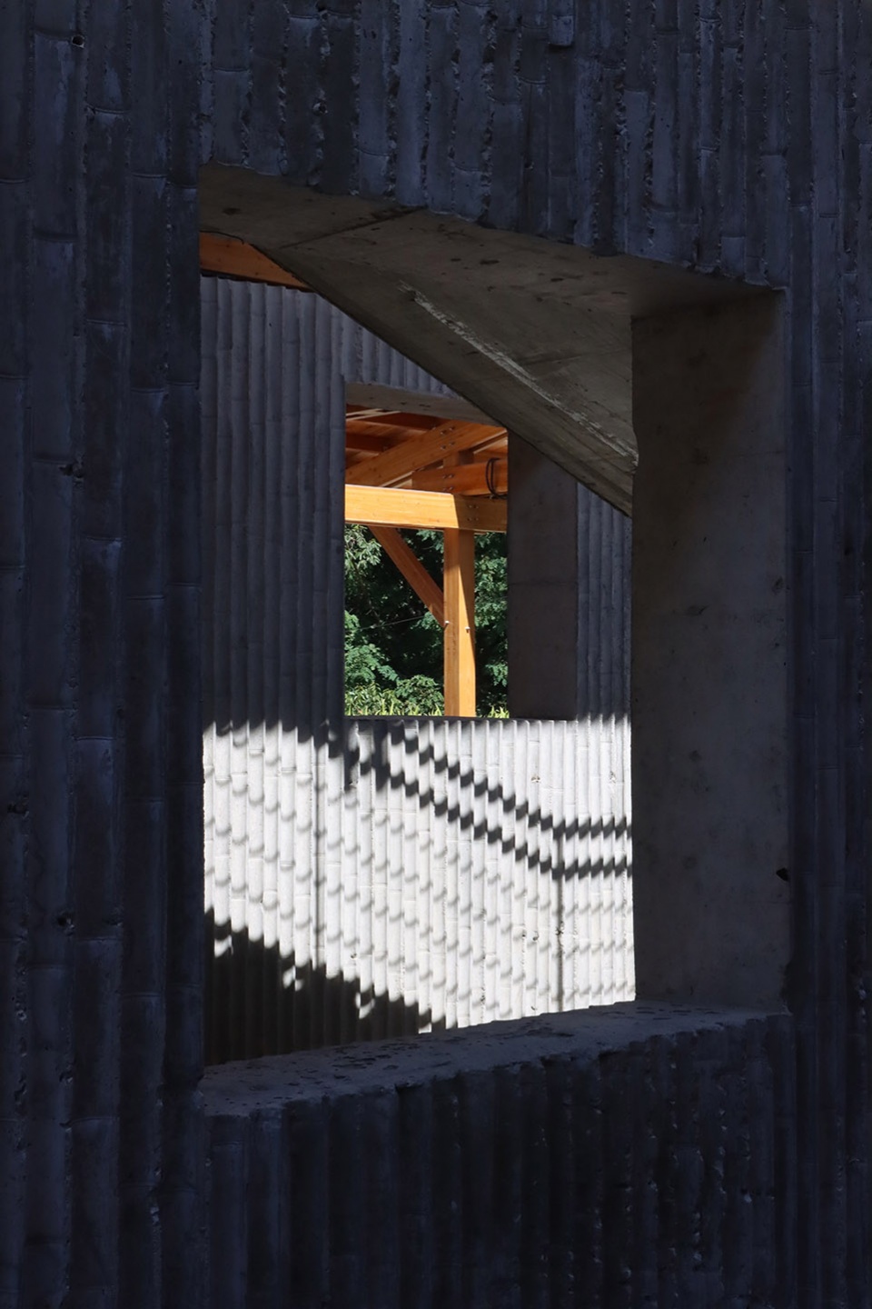multifunctional service center of liuba mountain scenic area by shulin architectural design
