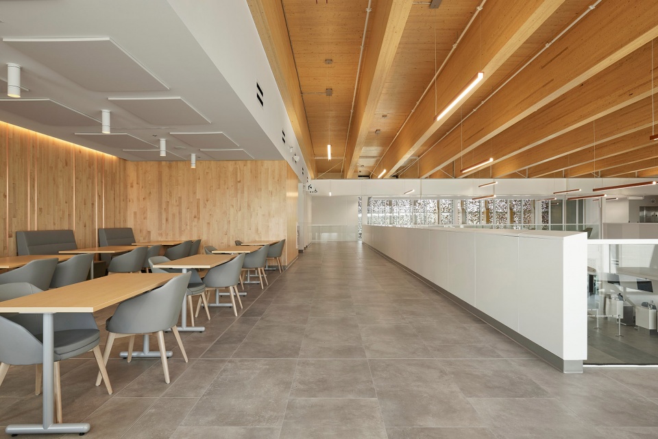 a new air terminal for the rouyn noranda airport by evoq artcad