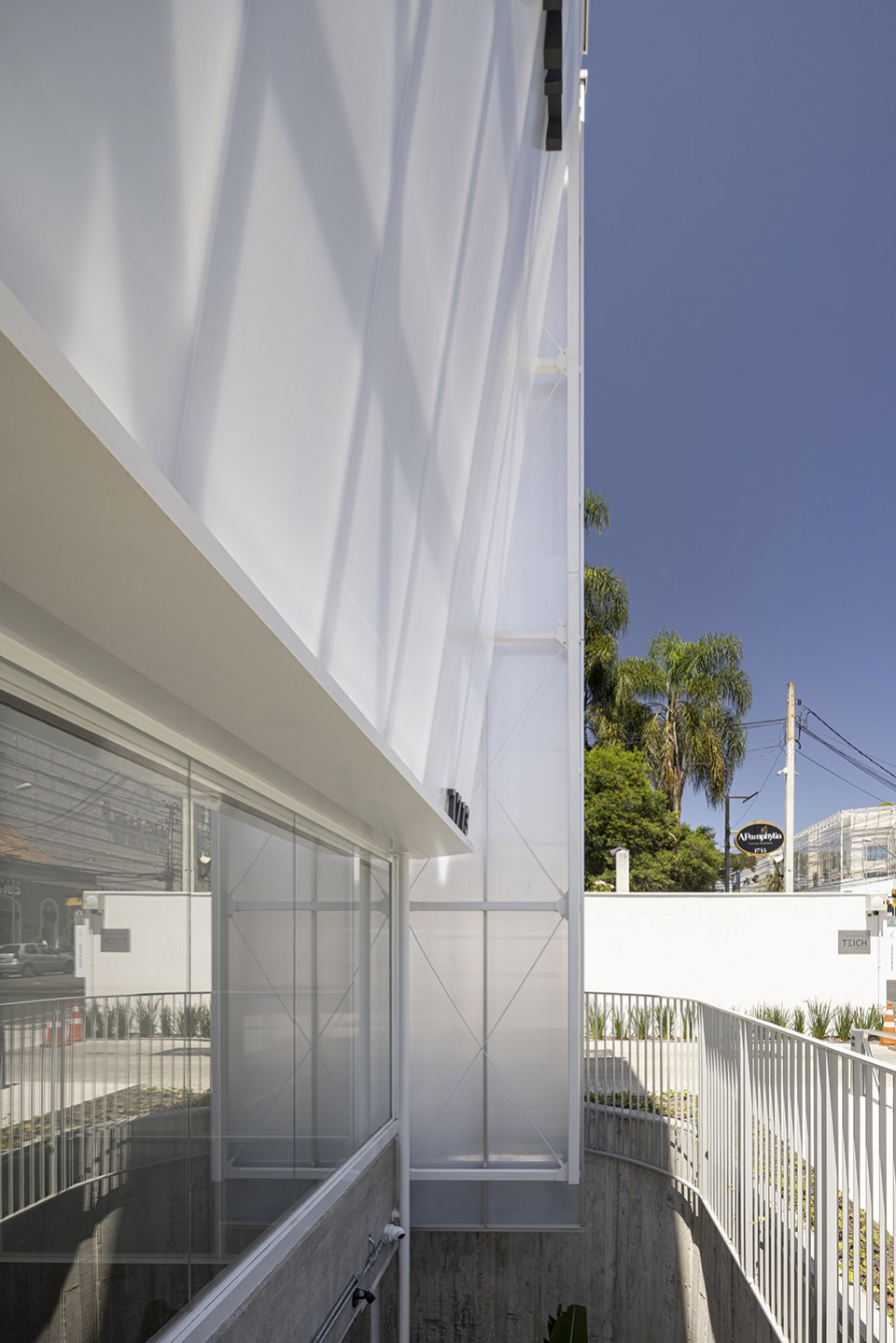 laguna gallery by estudio 41