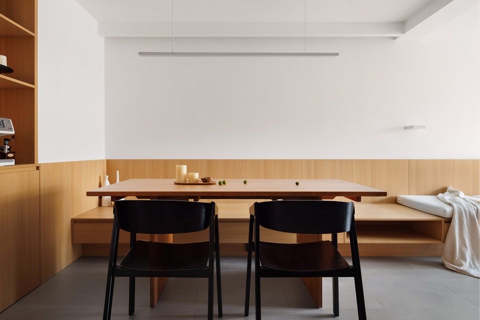 wood and white atelier suze