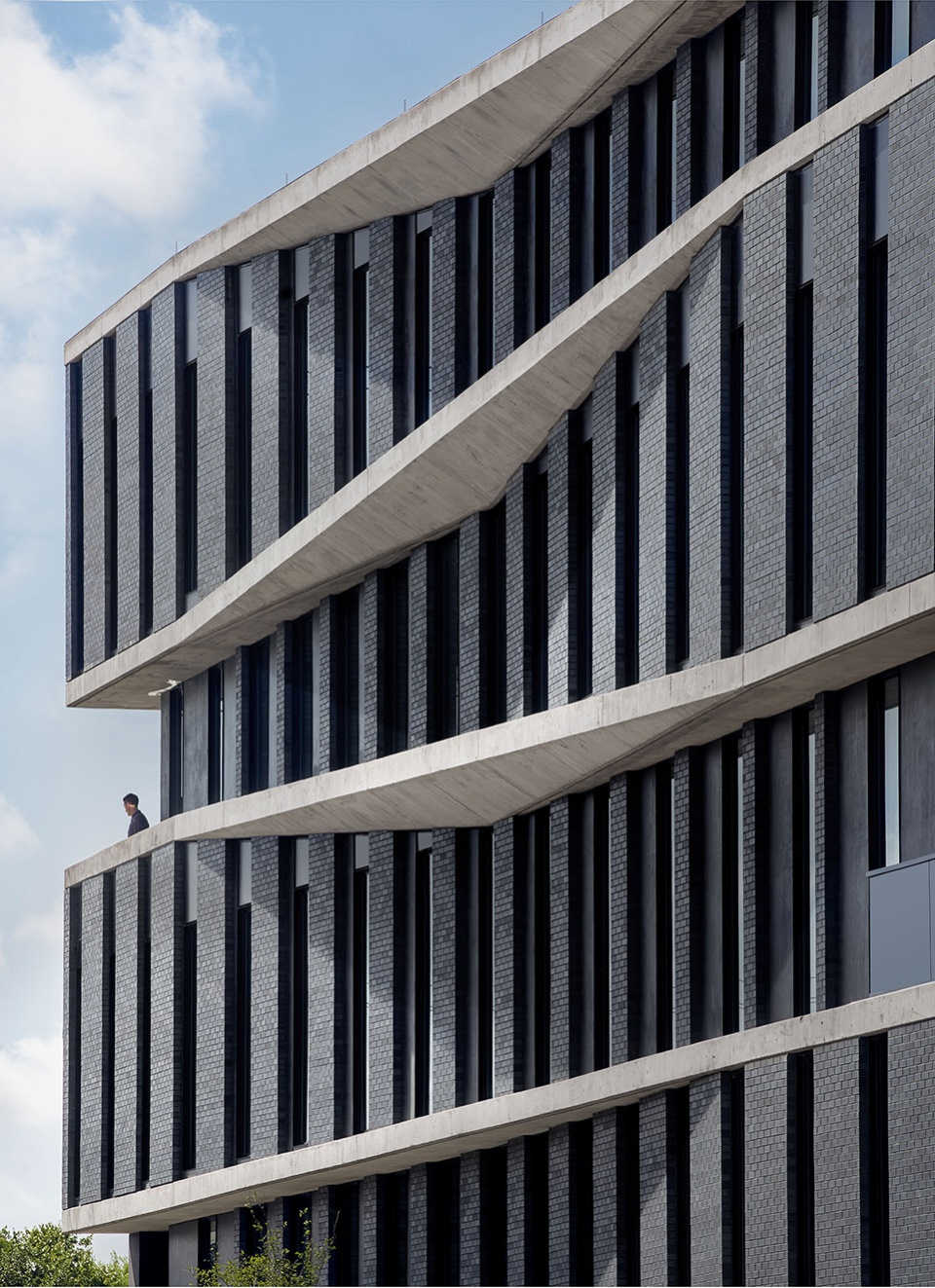 arrive austin hotel by baldridge architects