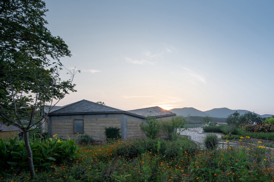 the niumatang cultural station by atelier rentian