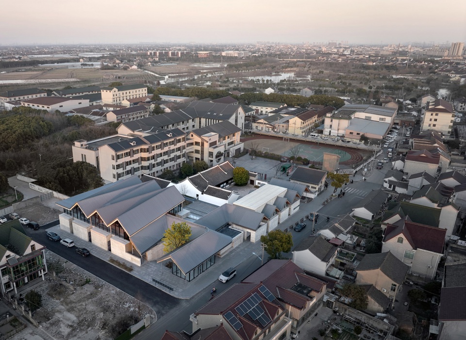 夕阳下的鸟瞰 Bird view at dusk ©章鱼见筑