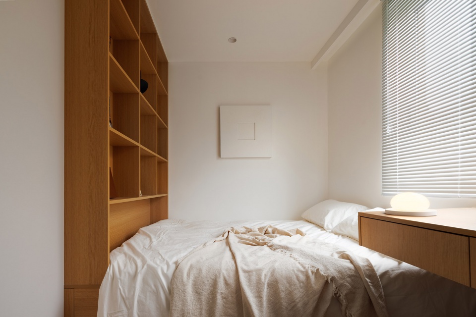 wood and white atelier suze