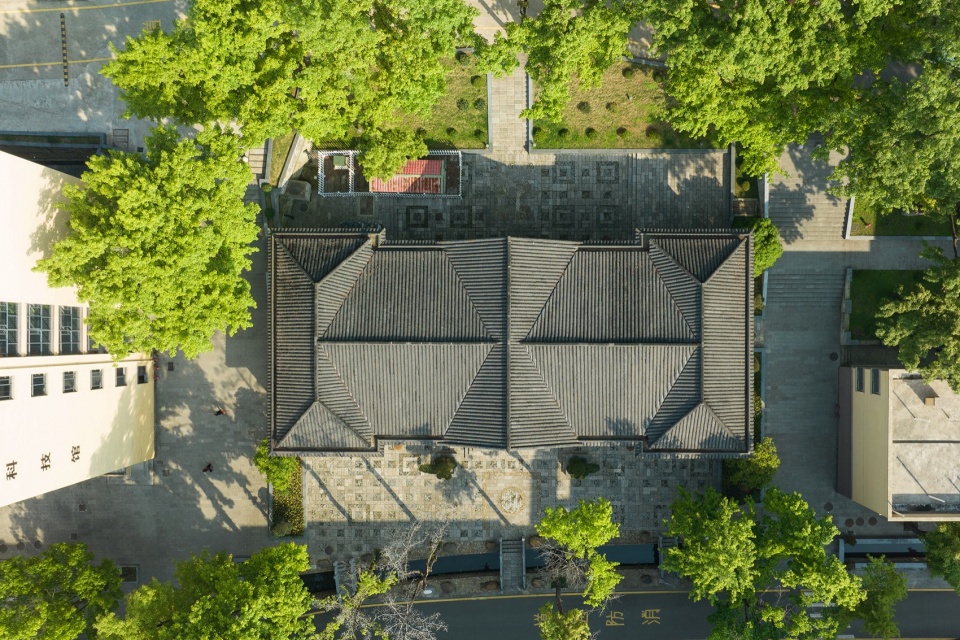东风楼俯视 ©阿奇
