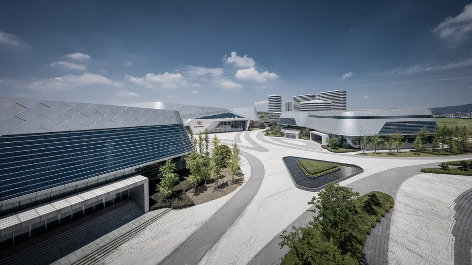 Masterplan design exploration of zhuzhou auto expo park trading center by cmie luo jin studio
