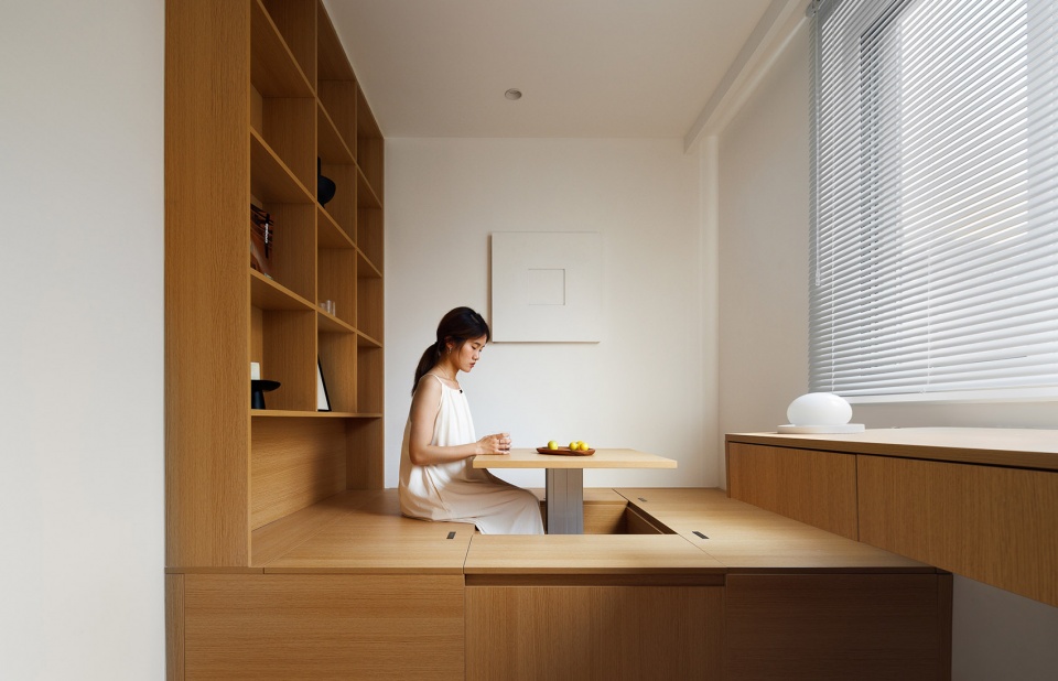 wood and white atelier suze