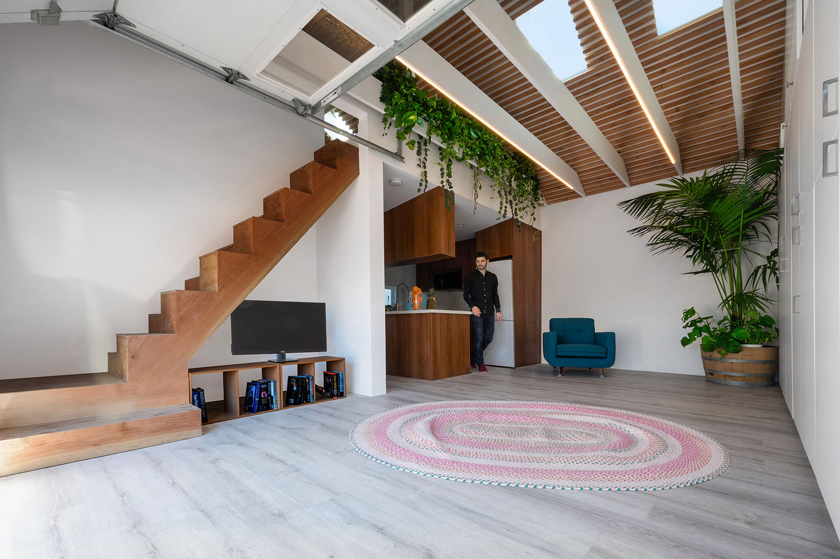 Carlsbad ADU/Garage Conversion by Modern Granny Flat with Ramiro LosadaAmor 谷德设计网