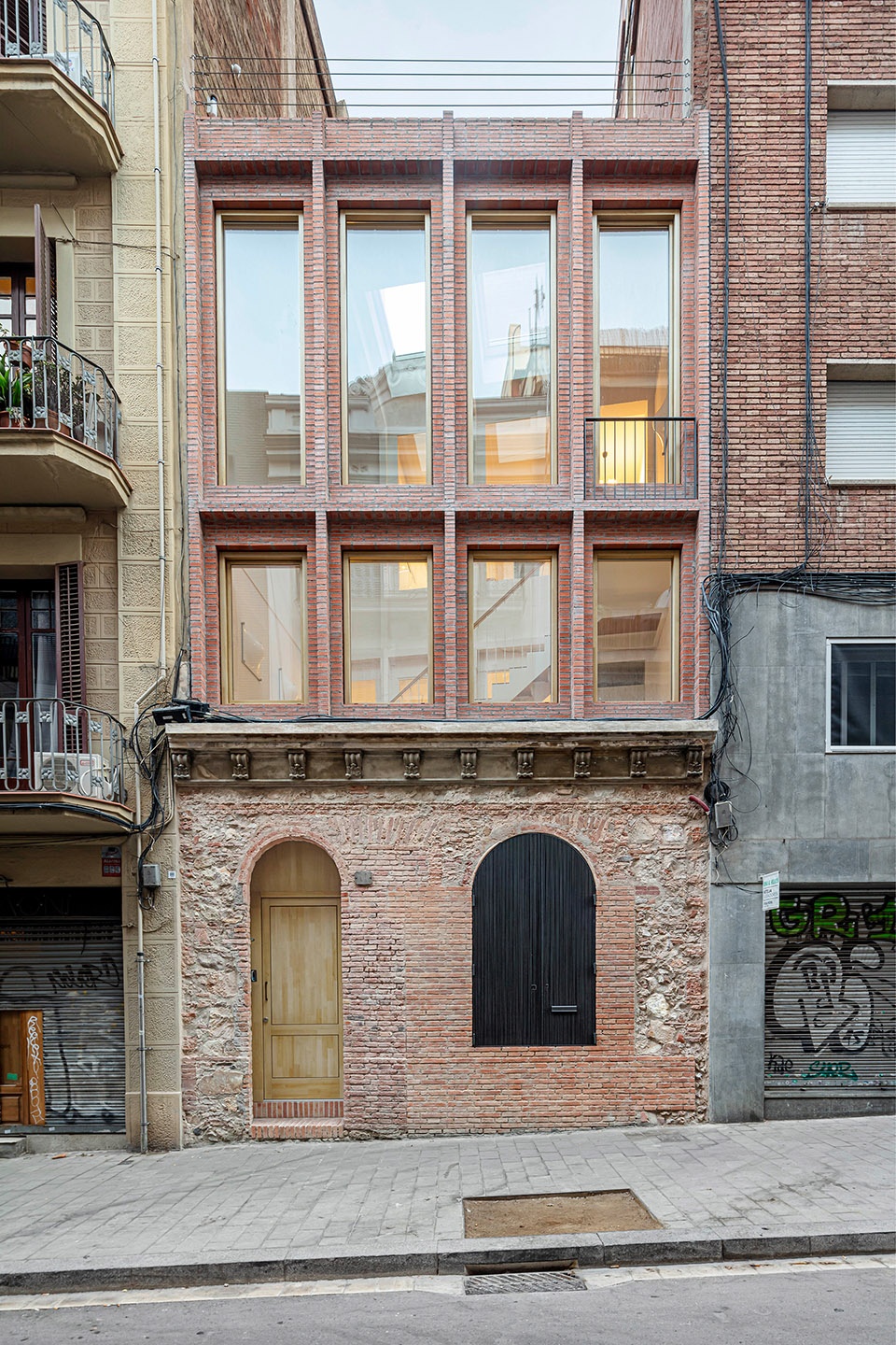 HOUSE 1616 by HARQUITECTES