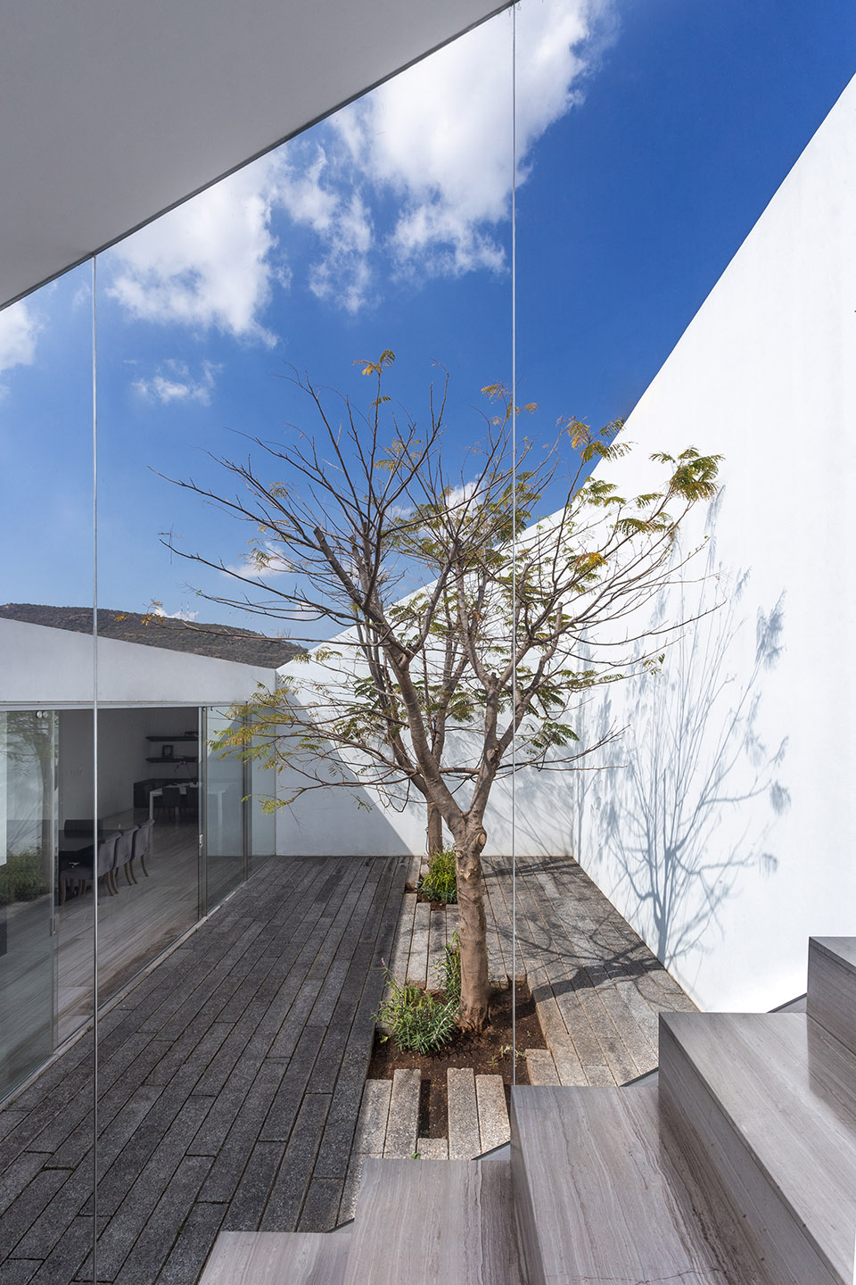 JA House by HW STUDIO