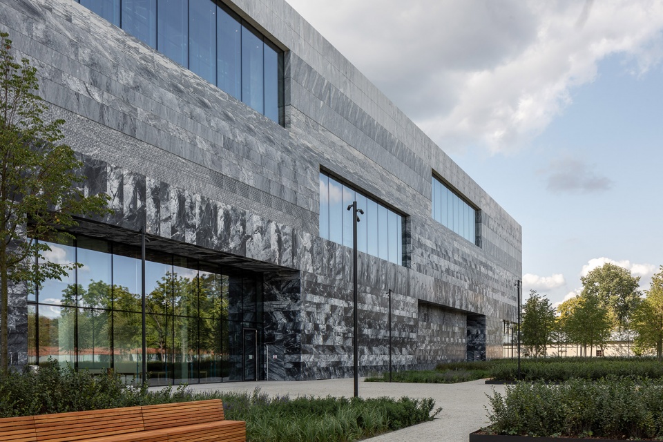 polish history museum by wxca