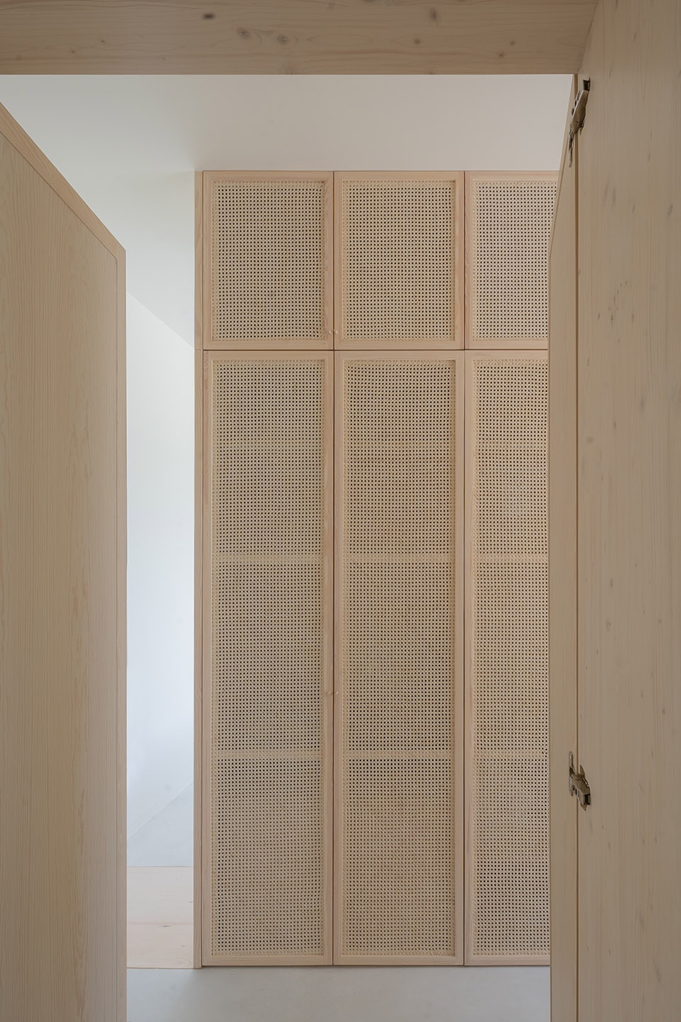 SHIFT HOUSE by NOMO STUDIO