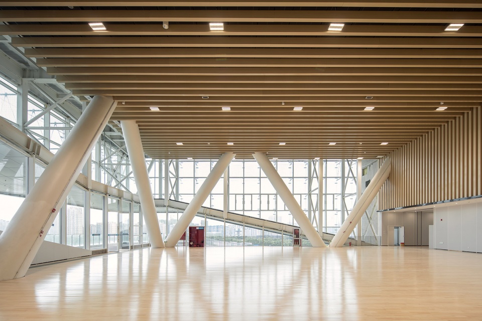 Hangzhou Olympic and International Expo Center Sports Complex Training Hall by AREP HZADI CO LTD