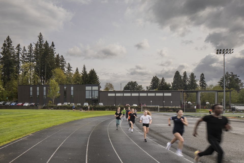 oregon episcopal school athletic center by hacker