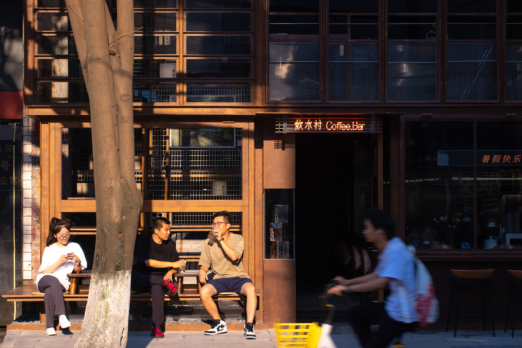 “Yinshui Cun” Coffee And Bar by ArchFAN - 谷德设计网