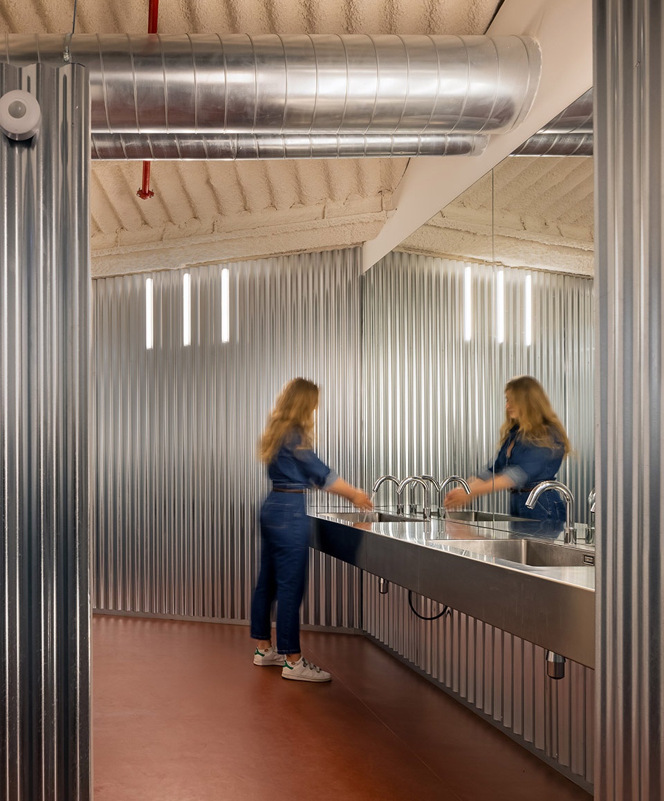 Forkstone Espai Serrahima Barcelona by LoCa Studio