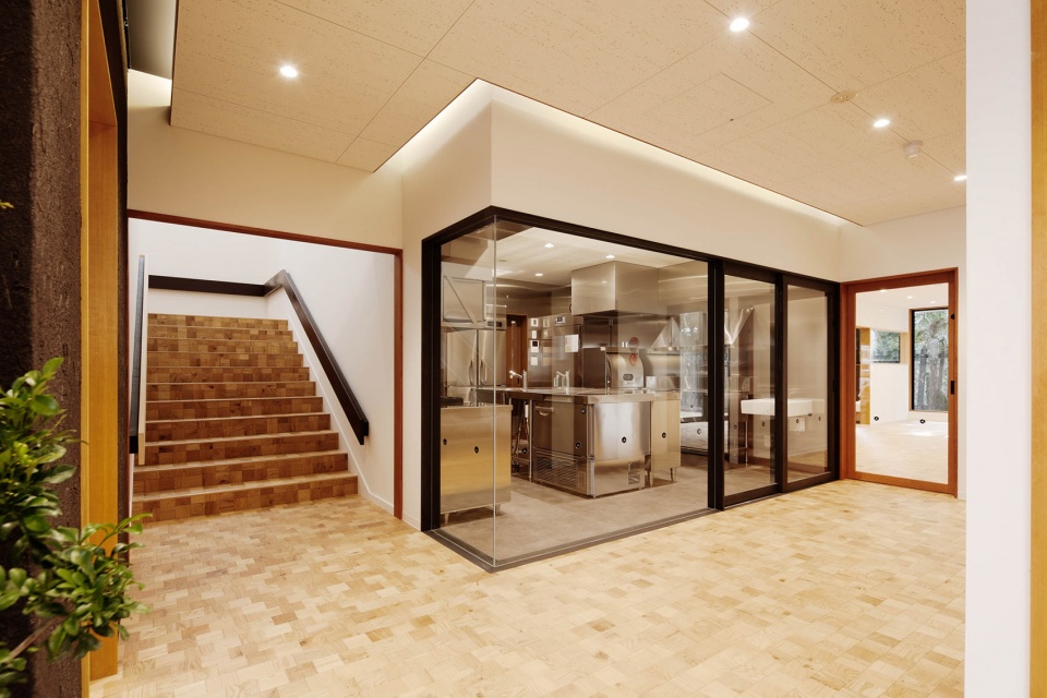 JPP Nursery by HIBINOSEKKEI Youji no Shiro KIDS DESIGN LABO