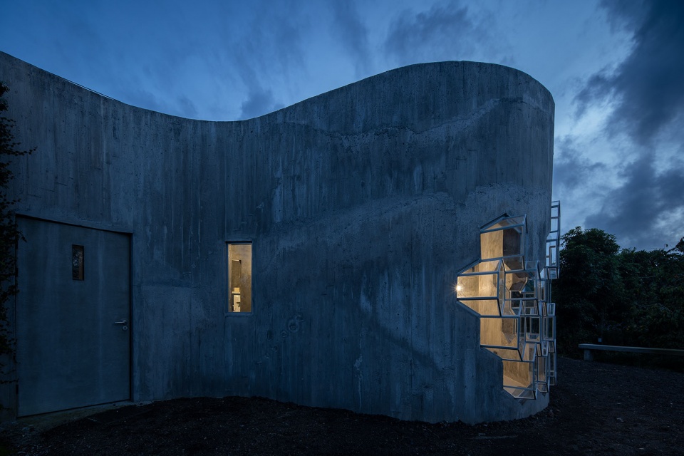 UtCoL Sculptor Bernardo Rodrigues Architects