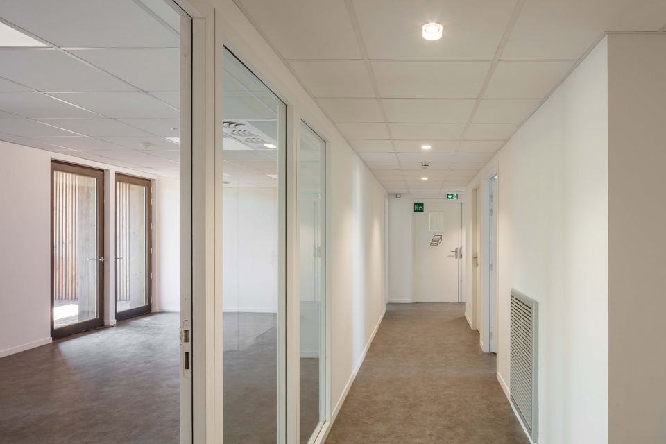 laherrere center by cobe architecture