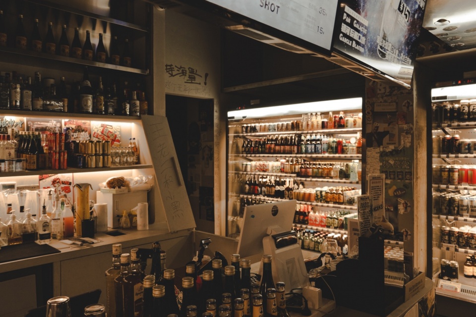 on the road storeby reborn design