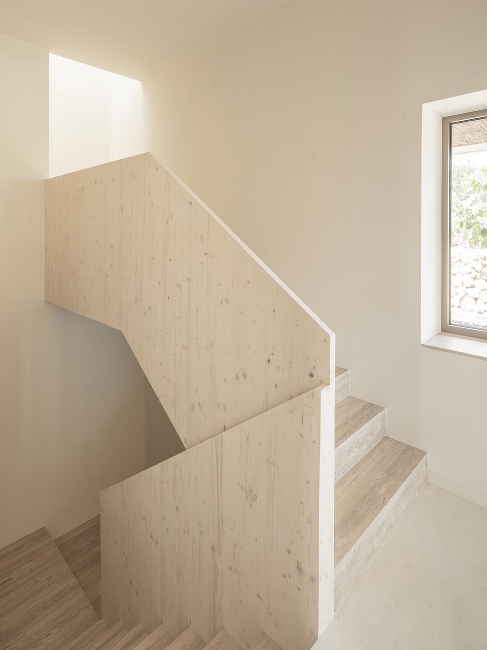 SHIFT HOUSE by NOMO STUDIO nhc