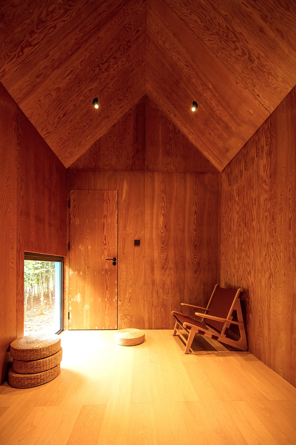 Wild Home 110 The Artist s Cabin China by Wiki World Advanced Architecture Lab