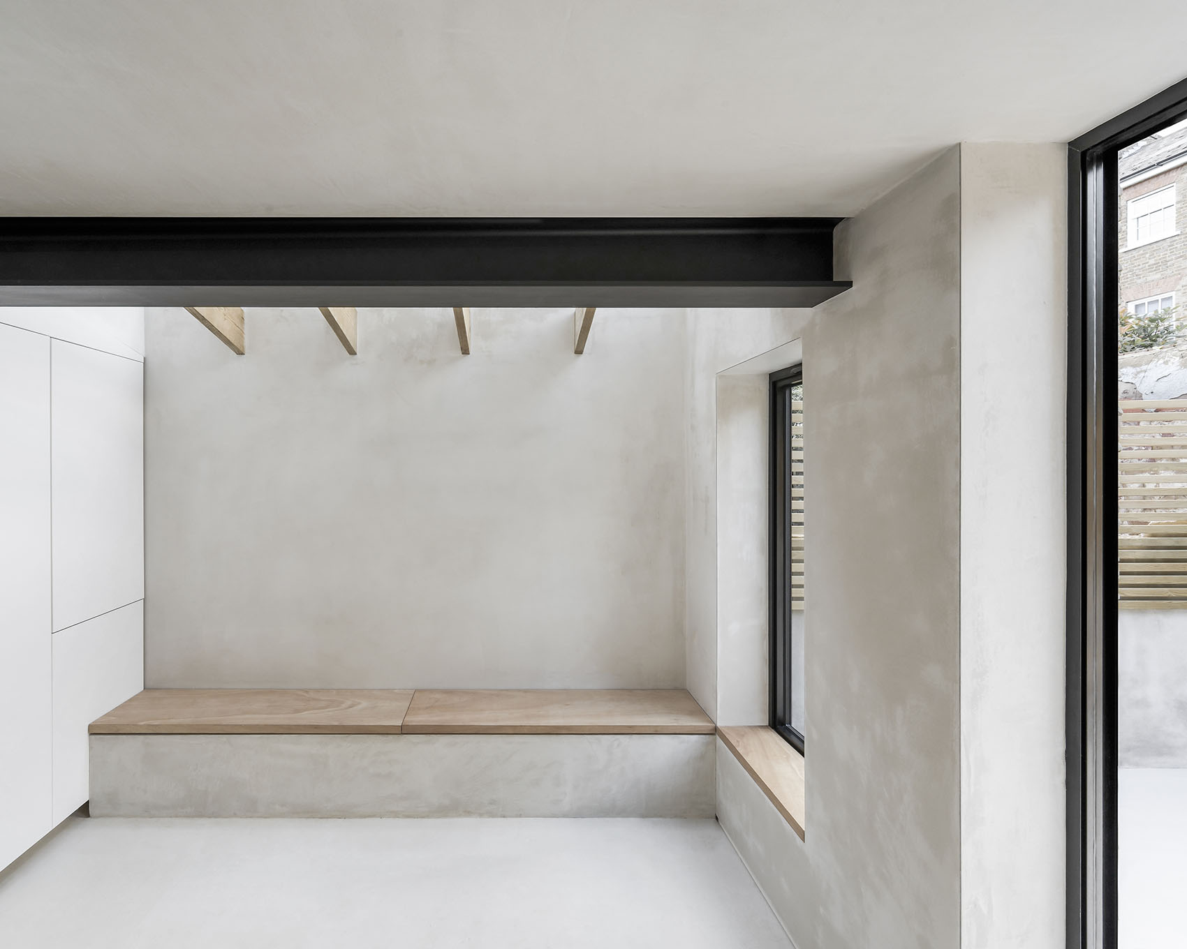 heyford-avenue-by-manuel-urbina-studio