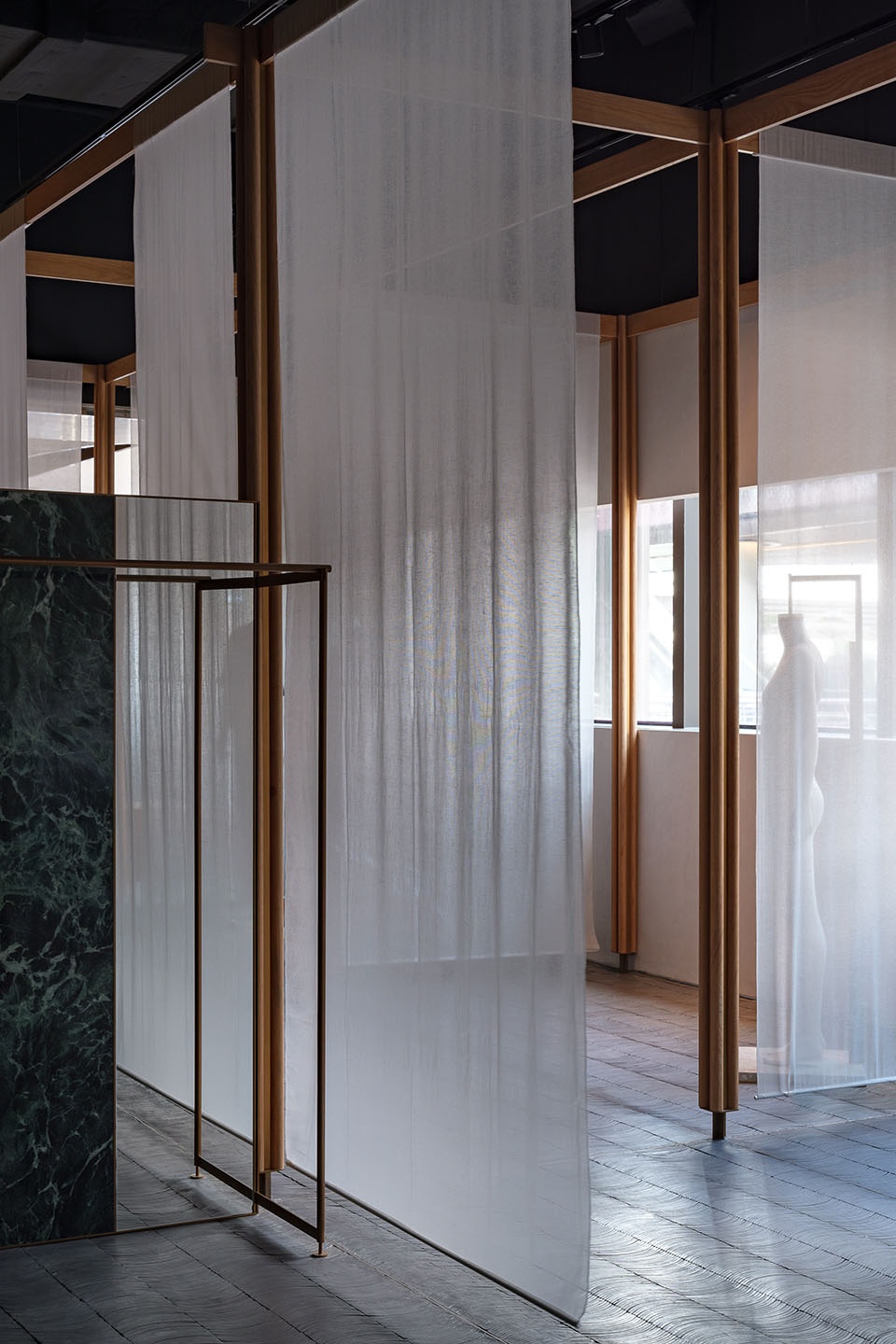 Ms MIN Retail Space Neri Hu Project