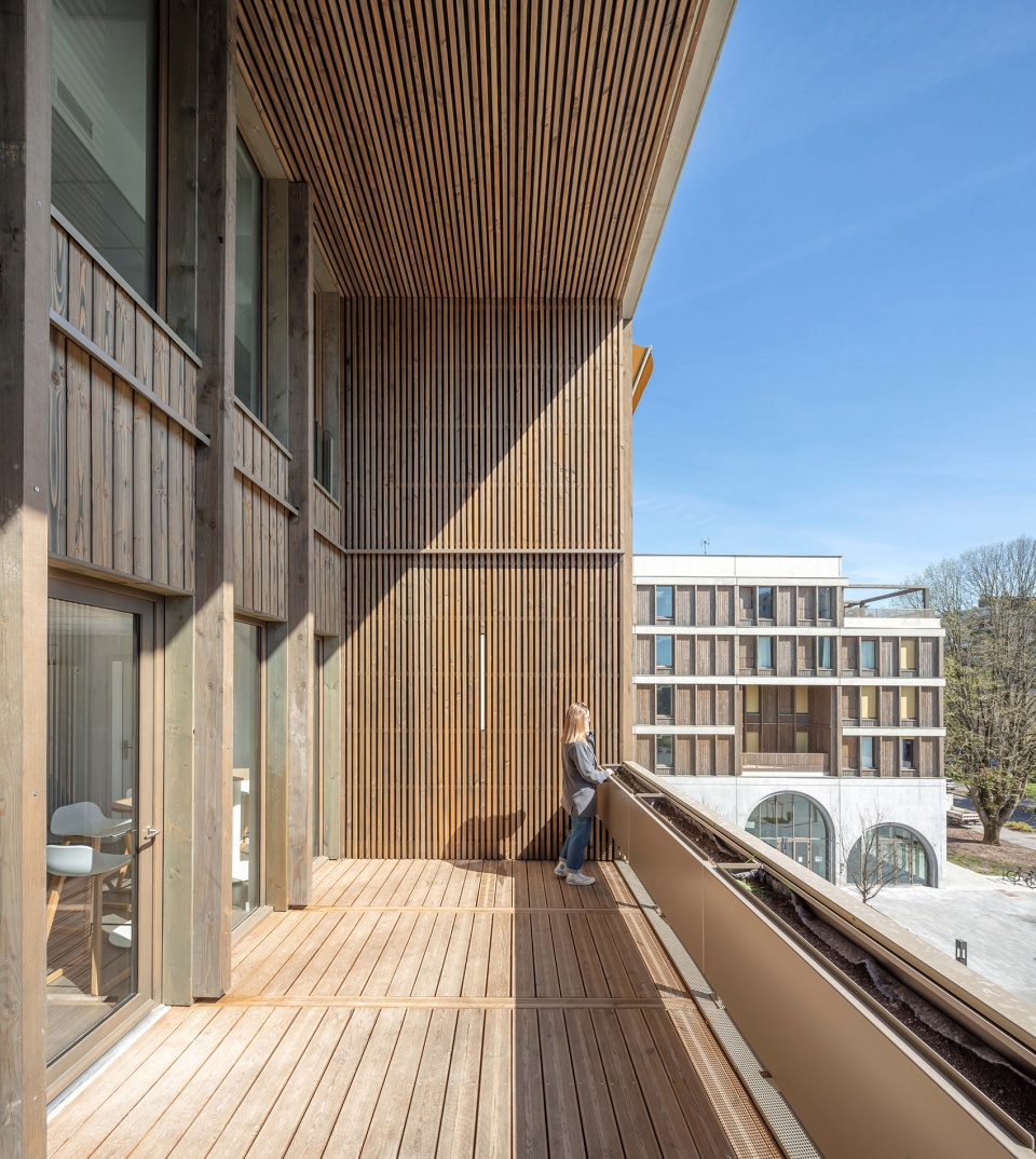 laherrere center by cobe architecture