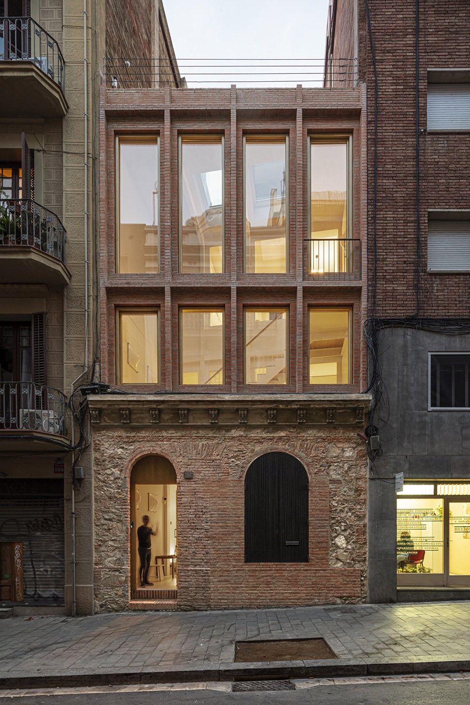 HOUSE 1616 by HARQUITECTES