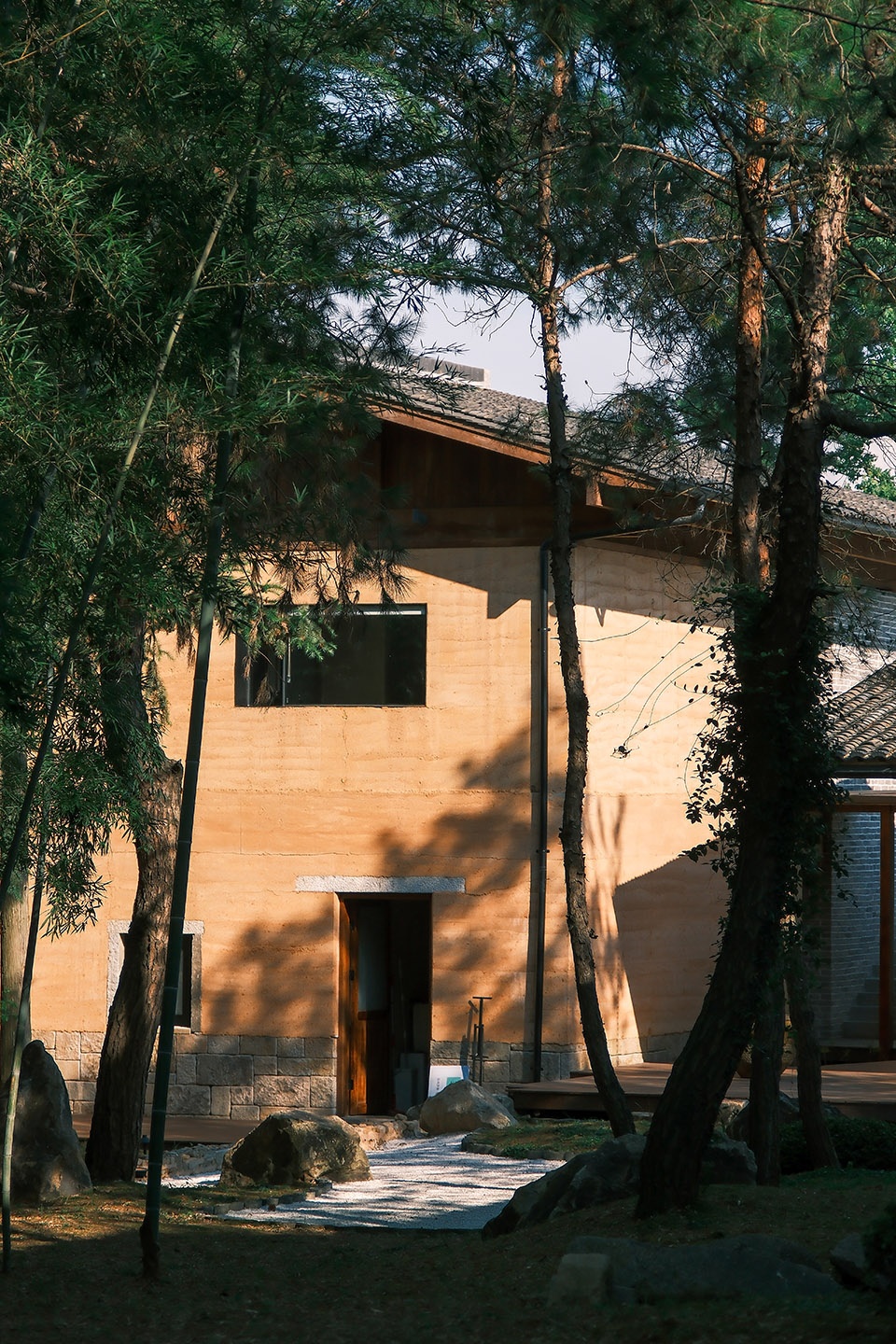 Hotel of quiet realm in Ji an China by BAIDAO ARCHITECTS
