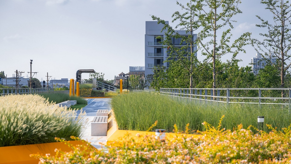 Shanghai s New Horizon High Land Park by Urban Architecture