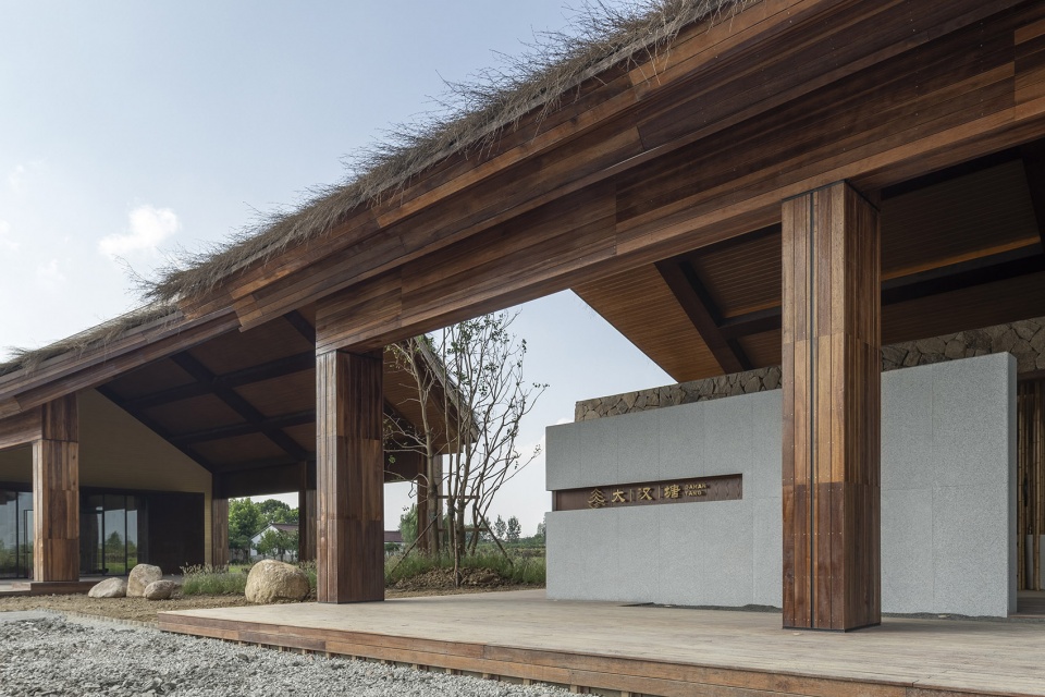 lujiang dahantang research and learning base by qingjishe union firm