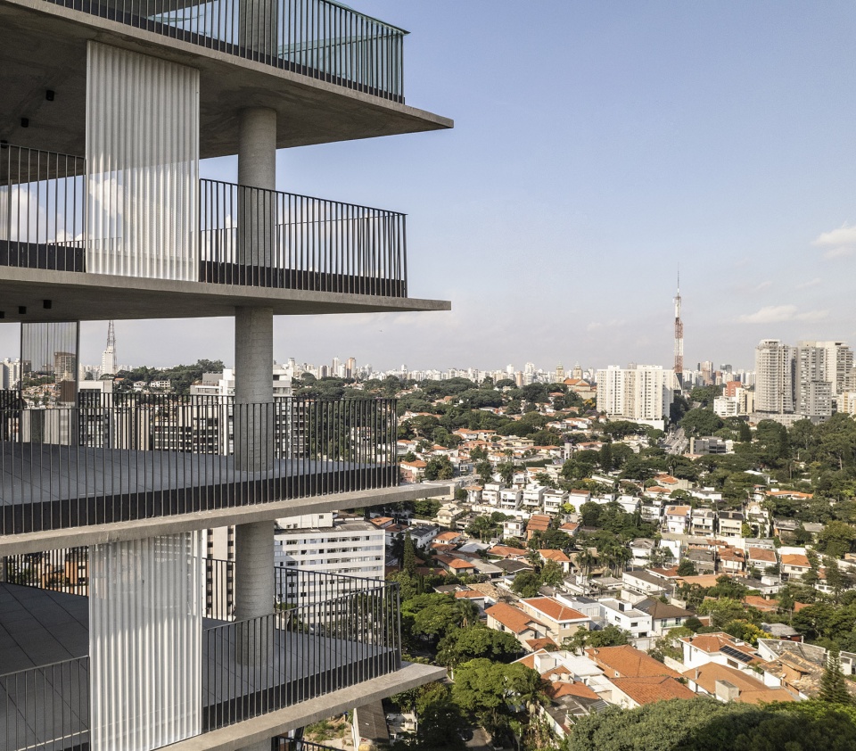 onze22 by triptyque